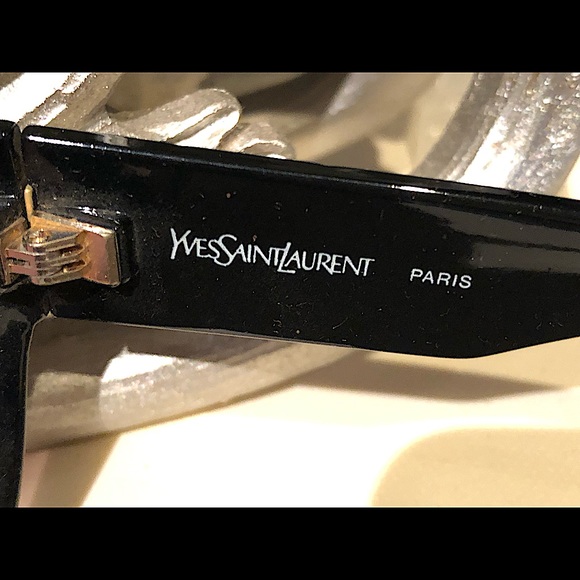 Yves Saint Laurent Sunglasses - Picture 7 of 8